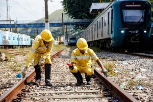 Governo do Rio amplia viagens de trem